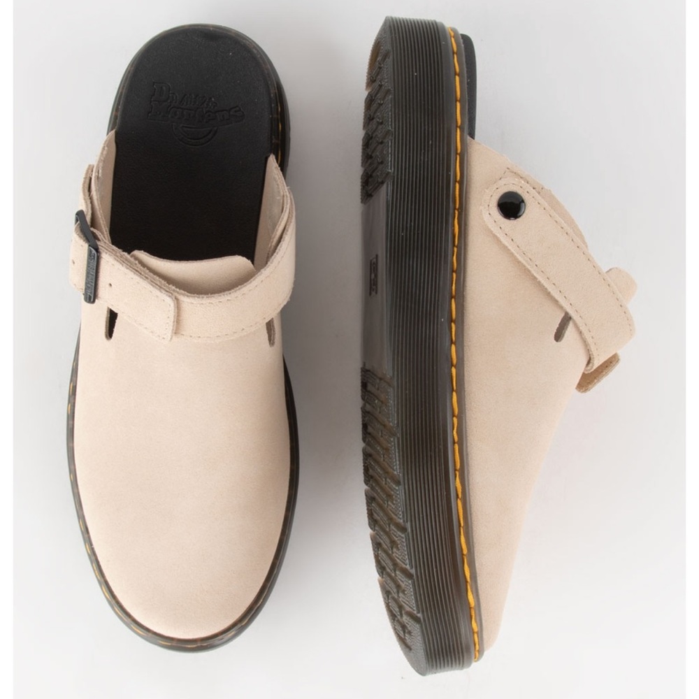 DR. MARTENS Carlson Mules